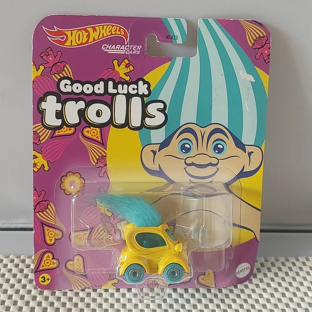 Hot Wheels Character Cars Good Luck Trolls NWT